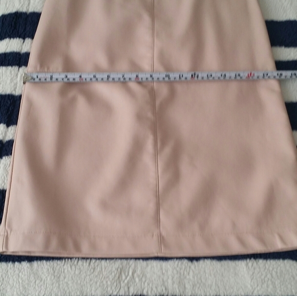 BNWT Faux Leather Skirt - Picture 13 of 13